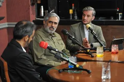 «پدرخوانده» درگاهی برای تقلب ندارد/ با بازیگر مطرحی که انتظار "پارتی‌بازی" داشت، قطع همکاری کردیم/ کم بیننده‌ترین مجموعه تلویزیونی از پربیننده‌ترین برنامه پلتفرم‌ها مخاطب بیشتری دارد