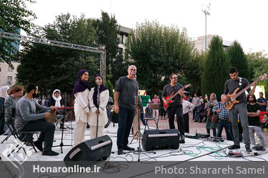 افتتاحیه جشنواره هنر برای صلح در خانه هنرمندان
