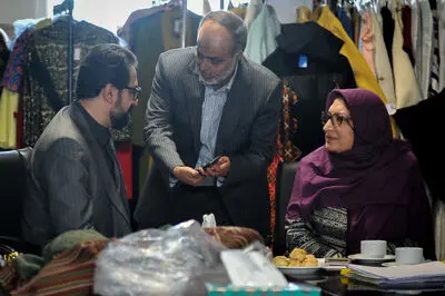 حسینی: لباس حاصل عقل، دانایی و بصر است / هنجارها را به عنوان بستر توسعه در نظر بگیریم / بازدید معاون امور هنری از محل داوری آثار هفتمین جشنواره مد و لباس فجر