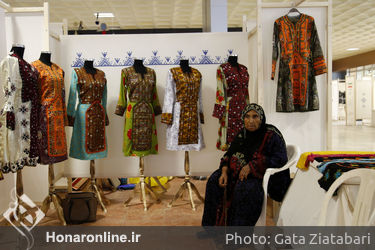 آماده سازی غرفه‌های نمایشگاه هشتمین جشنواره بین‌المللی مد و لباس