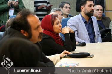 رونمایی از کتاب "چهل سال نمایش" و تقدیر از ۱۰ هنرمند انقلاب 