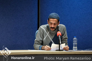 نمایشنامه خوانی "ضمایر" در سی و هفتمین جشنواره بین‌المللی تئاتر فجر