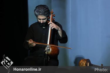 کنسرت آنلاین علیرضا قربانی خواننده موسیقی سنتی ایرانی
