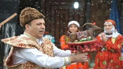 تکم‌گردانی و آموزش عروسک تکم در موزه ملی ملک