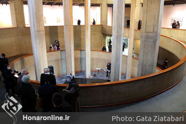 بازدید از "نمایشگاه ارمغان" و "عکس مفهومی" در موزه هنرهای معاصر 