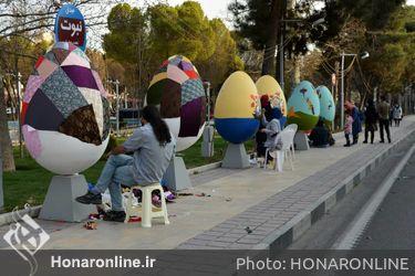  رنگ آمیزی تخم مرغ های نوروزی