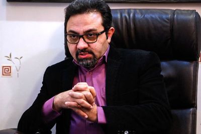 پافشاری وزیر فرهنگ بر اجرای قانون و حمایت از هنر اصیل ایرانی شایسته تقدیر است