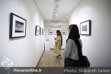نمایشگاه عکس مژگان راسخی‌نژاد و محیا کشفی در گالری بهارک
