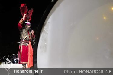 تعزیه "شهادت امام حسین‌‌‌(ع)" در مقابل تالار وحدت
