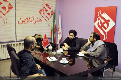 اهمیت باز تعریف روابط بین مخاطب و اجرا / تماشاگر باید از شکل عادی نمایش دیدن خارج شود / بهلولی و حیدری از فعالیت‌های تئاتری خود گفتند
