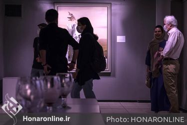 نمایشگاه گروهی به عنوان "تعلیق" در گالری ایده