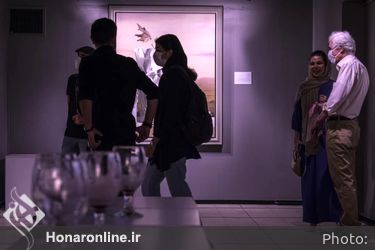 نمایشگاه گروهی به عنوان "تعلیق" در گالری ایده