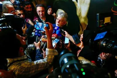 وزیر فرهنگ: هنرمندان همگام با مردم بودند