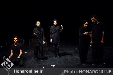 نمایش «مصلوب» در تماشاخانه مهرگان