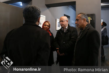 نمایشگاه گروهی عکس با نام "لبخند باشکوه اکبر رادی" در گالری آریا