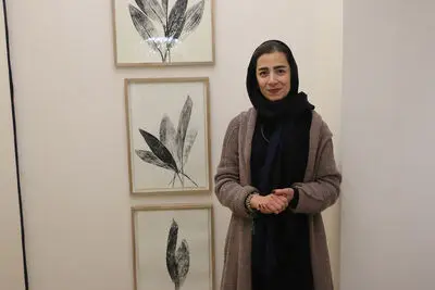 نگاهی به چرخه حیات / روایت فرناز ربیعی‌جاه از نمایشگاه "دوباره" در گالری این جا