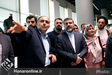 افتتاحیه یازدهمین جشنواره بین‌المللی مد و لباس فجر در برج میلاد