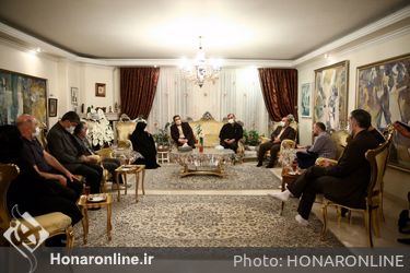 دیدار وزیر فرهنگ و ارشاد اسلامی با خانواده مرحوم استاد حبیب الله صادقی