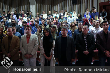 نشست رونمایی و نقد و بررسی آلبوم " در آتش آوازها"