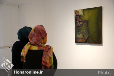 افتتاحیه نمایشگاه نقاشی‌های سوسن اتحاد در گالری هپتا