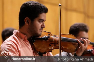 تمرین ارکستر سمفونیک تهران با رهبری منوچهر صهبایی