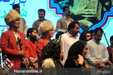 رونمایی ارکستر موسیقی نواحی ایران همراه با نظامی خوانی 