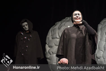 نمایش "بازرس هاند واقعی" در تماشاخانه مهرگان