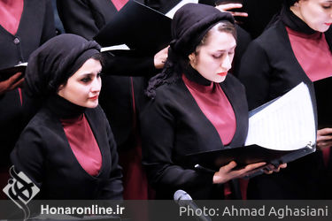 گروه کر شهر تهران به رهبری مهدی قاسمی 