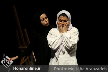 نمایش " همه دختران امیرکبیر " در تالار حافظ 