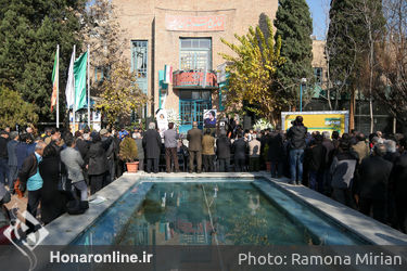تشییع پیکر احمدرضا دالوند در خانه هنرمندان