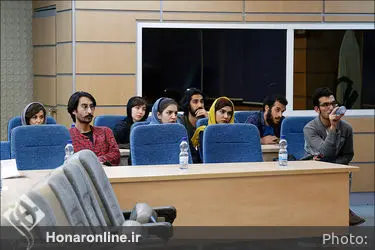 نمایشنامه خوانی نمایش "رقص هانتینگتن"