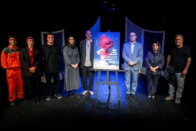 «برف زمین را گرم می‌کند» در کارگاه نمایش اجراهای خود را آغاز کرد