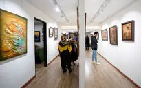نمایشگاه گروهی نقاشیخط و خوشنویسی هنرجویان باربد یزدانی در نگارخانه بهارک