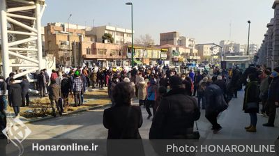 تجمع نمایندگان صنوف خانه تئاتر مقابل مجلس شورای اسلامی