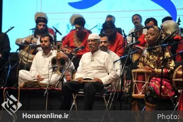 رونمایی ارکستر موسیقی نواحی ایران همراه با نظامی خوانی 
