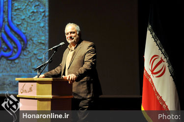 رونمایی از مجموعه آثار هنری رضوی در تالار رودکی