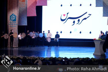 بزرگداشت حکیم نظامی برنامه ویژه آیین بزرگداشت حکیم نظامی با حضور شخصیتهای ملی و بین المللی و اهالی فرهنگ و هنر