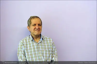 طنزنویسی در اساس گونه‌ای از آرمان گرایی است