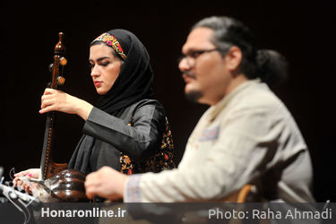 کنسرت گروه موسیقی زنده رود 