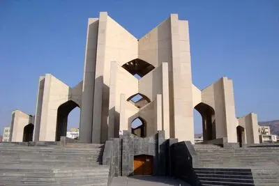 کمک دولت به پروژه ساخت و ساز مقبره‌الشعرا