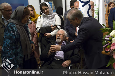 اولین نمایشگاه هنرهای تجسمی هنرمندان پیشکسوت در فرهنگسرای نیاوران