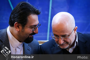 تقدیر هنرمندان تئاتر از علی مرادخانی در کافی شاپ خانه کتاب دانشگاه