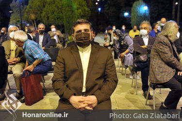 نشست صمیمانه هنرمندان و فعالان هنرهای تجسمی با وزیر فرهنگ و ارشاد اسلامی(1)