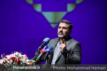 آیین اهدای جوایز پدیدآورندگان آثار شایسته تقدیر سی و نهمین جایزه کتاب سال 