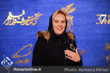 "پالتو شتری" در روز هفتم سی و هفتمین جشنواره فیلم فجر - افسانه چهره آزاد