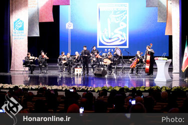 بزرگداشت حکیم نظامی برنامه ویژه آیین بزرگداشت حکیم نظامی با حضور شخصیتهای ملی و بین المللی و اهالی فرهنگ و هنر