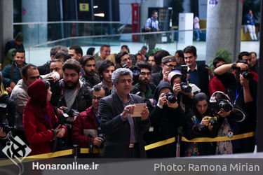 اکران مردمی فیلم "آستیگمات" در باغ کتاب