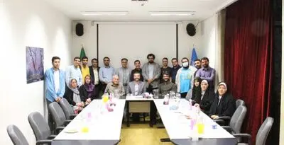 در جلسه‌ شعر «سیب و ترنج» چه گذشت؟