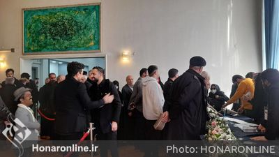 حضور اهالی فرهنگ و هنرمندان پای صندوق رای تالار وحدت