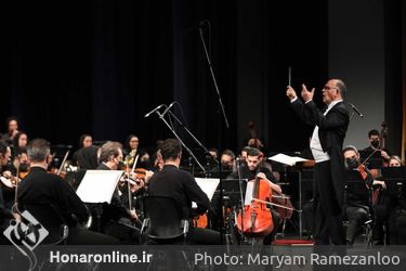 کنسرت ارکستر سمفونیک تهران به رهبری نصیر حیدریان در تالار وحدت/2